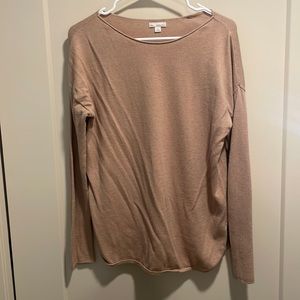 Gap tan long sleeved sweater/pullover size small